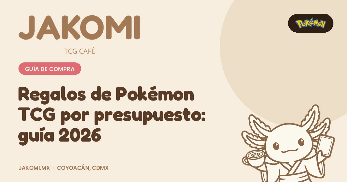 Regalos de Pokémon TCG por presupuesto: guía 2026 · portada de la guía de Jakomi TCG Café